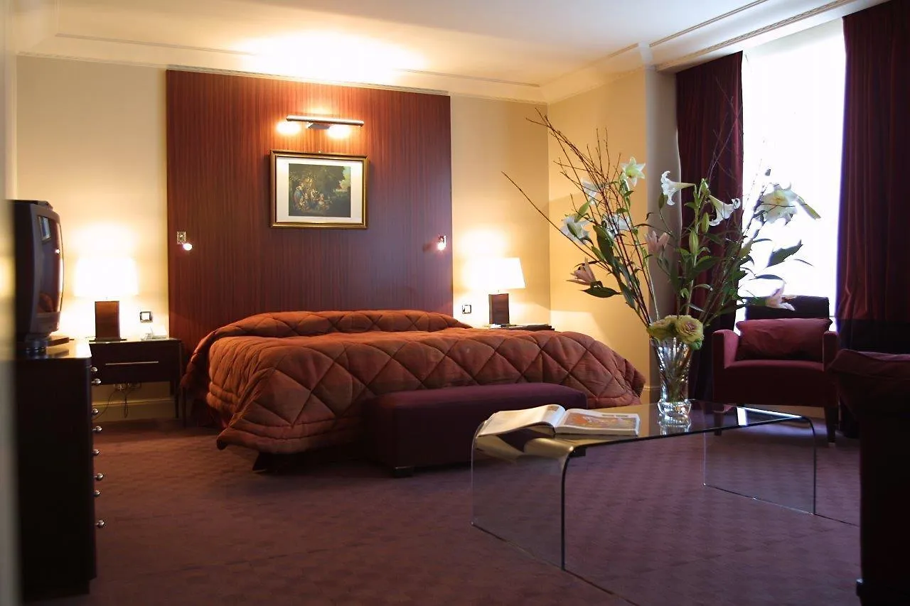 ****  Hotel De Castiglione Paris France