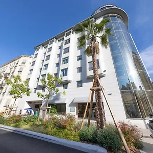 https://goldstar-resort.fr-provencehotel.com