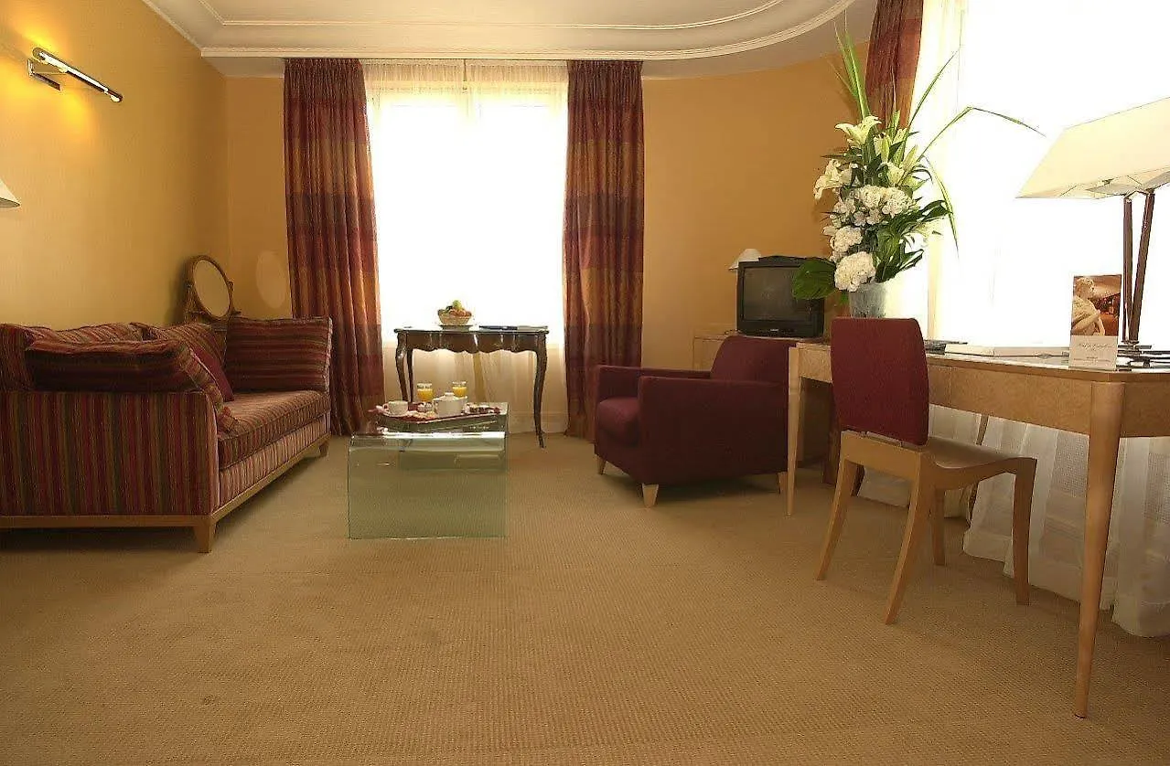 Hotel De Castiglione Paris 4*,  France